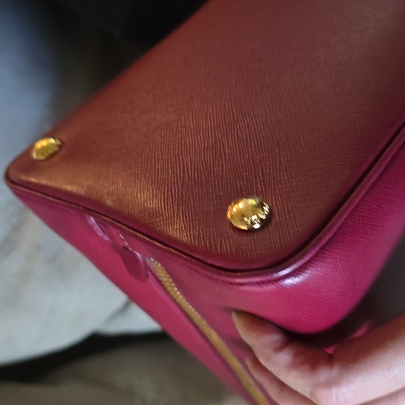 Prada saffiano raspberry double handle purse with box receipt full set - Picture 6 of 11
